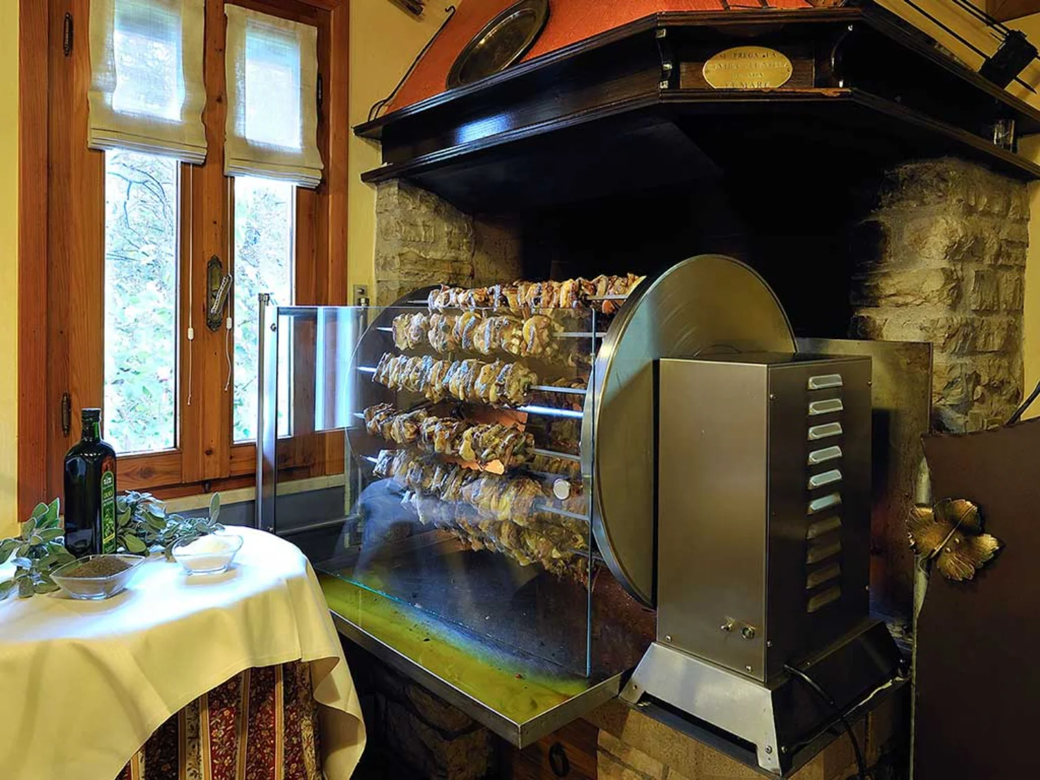 Osteria del Contadin: 125 Anni di Resistenza Gastronomica a Combai